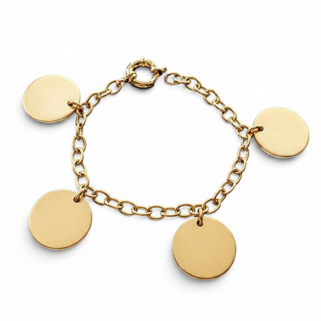 ANNA VON BERGMANN Armband mit Gravur aus goldplattiertem Messing mit runden Anhängern und ovalen Gliedern