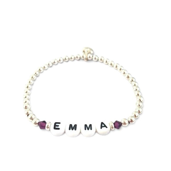 ANNA VON BERGMANN PUSCHEL Armband aus Sterlingsilber mit Buchstabenperlen, Swarovski-Kristallen und Herzanhänger