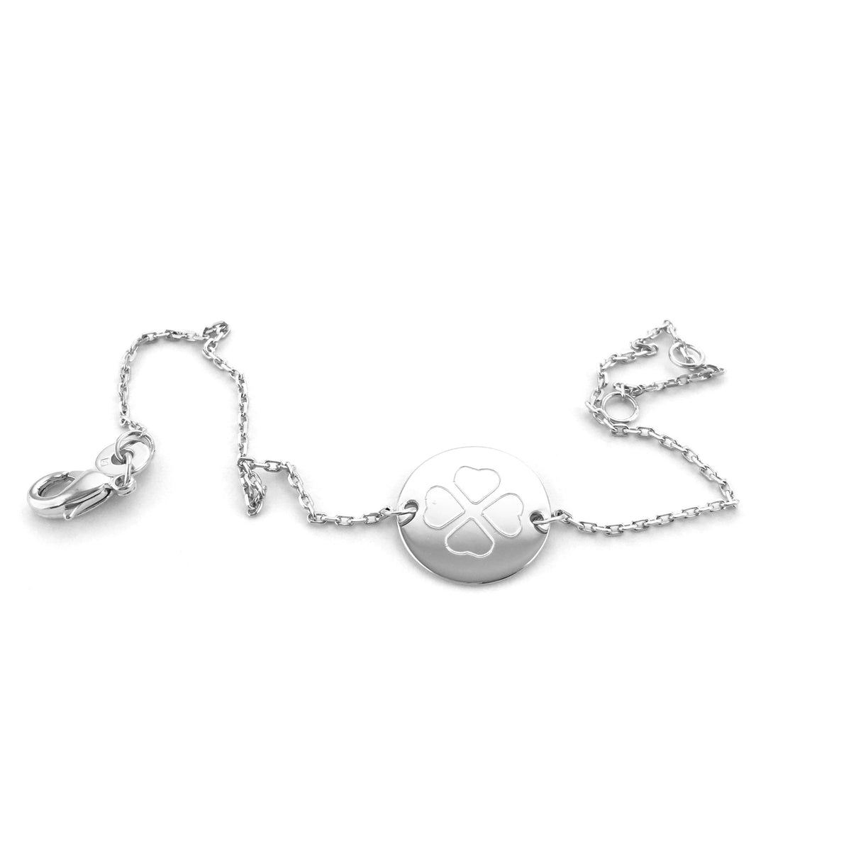 ANNA VON BERGMANN Armband DAISY aus 925er Sterlingsilber, runde Plakette mit ausgeschnittenem Kleeblatt aus Herzen